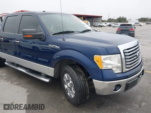 ✅ 2010 Ford F-150 XL • VIN: 1FTFW1CV5AFD59333 • Lot: 41648524. Wystawiony na IAAI z przebiegiem 127 378 mil. Bezpłatny archiwum sprzedaży aukcyjnych z USA i szczegółowy raport historii pojazdu na DreamBid. Zdjęcie 17.