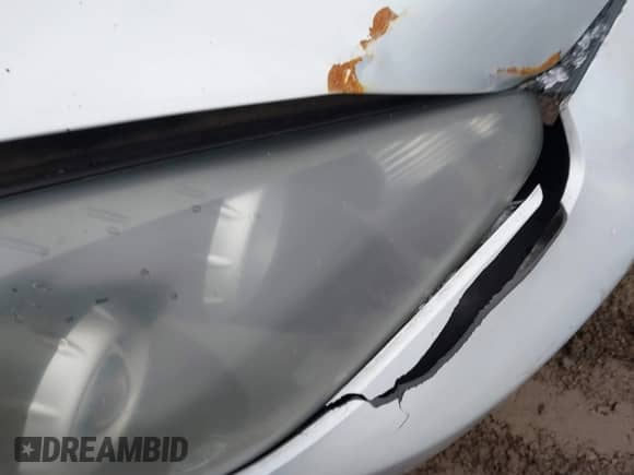 2008 Hyundai Tiburon GS z VIN KMHHM66D08U268552, wystawiony jako IAAI lot #41729193 z przebiegiem 88 939 mil mil oraz . Historia ofert i sprzedaży dostępna na DreamBid. Obrazek 16.