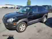 2007 Hyundai Tucson SE with VIN KM8JN12D87U634120, listed as a Copart auction lot 68284734 with 141,429 mi miles and Salvage title. Bid and sale history available at DreamBid. Image 1.