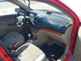 ✅ 2011 Chevrolet Aveo 1LT • VIN: KL1TD5DE3BB164104 • Lot: 42567630. Wystawiony na IAAI z przebiegiem 171 408 mil. Bezpłatny archiwum sprzedaży aukcyjnych z USA i szczegółowy raport historii pojazdu na DreamBid. Zdjęcie 5.