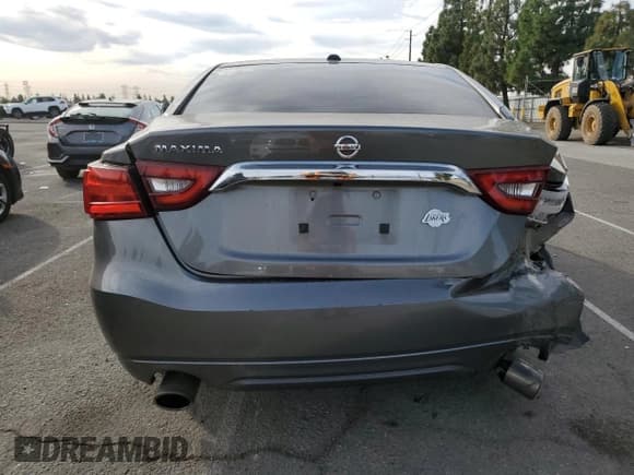✅ 2017 Nissan Maxima SR • VIN: 1N4AA6AP5HC386690 • Lot: 91146315. Listed on Copart with 126,308 mi. Free auction sales archive from the USA and detailed vehicle history report at DreamBid. Image 6.