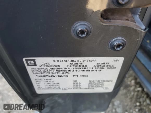 ✅ 2002 Chevrolet Silverado 2500HD LT • VIN: 1GCHK23U92F146694 • Lot: 82235334. Wystawiony na Copart z przebiegiem Nie podano. Bezpłatny archiwum sprzedaży aukcyjnych z USA i szczegółowy raport historii pojazdu na DreamBid. Zdjęcie 12.