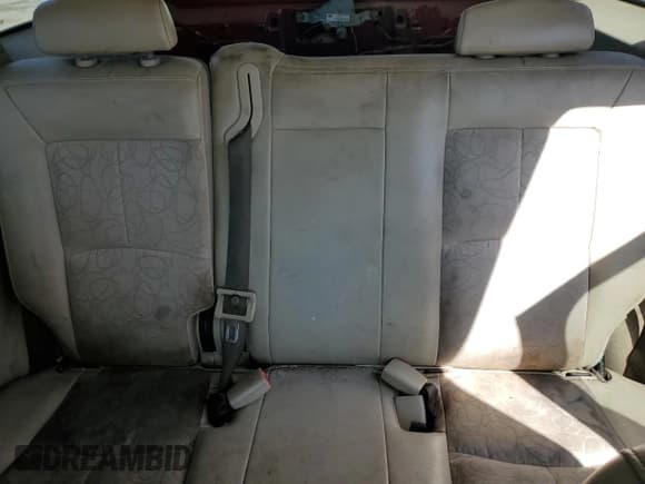 ✅ 2005 Saturn VUE • VIN: 5GZCZ53455S845919 • Lot: 49232825. Wystawiony na Copart z przebiegiem 307 130 mil. Bezpłatny archiwum sprzedaży aukcyjnych z USA i szczegółowy raport historii pojazdu na DreamBid. Zdjęcie 10.