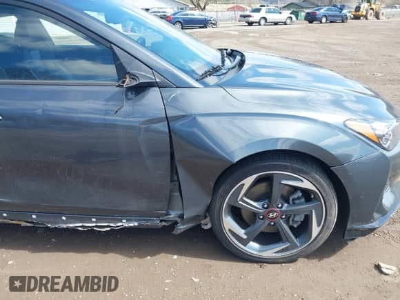 2020 Hyundai Veloster Turbo Ultimate с VIN KMHTH6AB1LU030948, выставлен на аукционе IAAI как лот 41874590 с пробегом 21 531 миль миль и . История ставок и продаж доступна на DreamBid. Изображение 18.