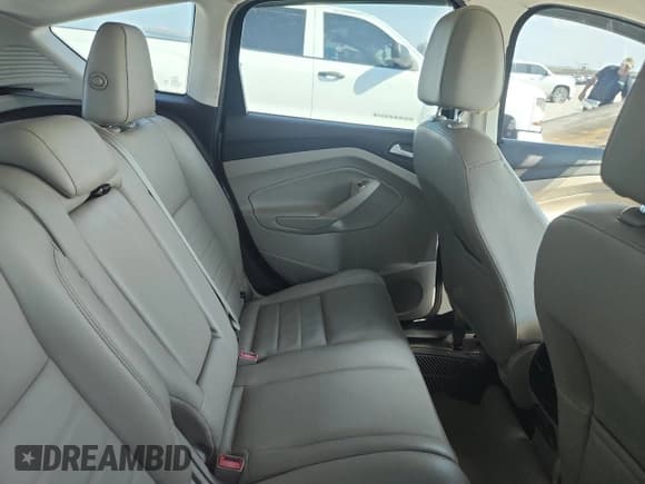 ✅ 2015 Ford C-Max SEL • VIN: 1FADP5BU8FL119874 • Лот: 71615385. Опубликован ранее на Copart с пробегом 76 621 миль. Бесплатный доступ к архиву аукционных продаж из США и подробный отчёт об истории автомобиля на DreamBid. Изображение 10.