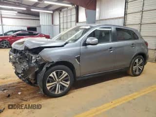 2024 Mitsubishi Outlander S z VIN JA4ARUAU3RU011576, wystawiony jako Copart lot #84014665 z przebiegiem 31 153 mil mil oraz Czysty tytuł • Clean title. Historia ofert i sprzedaży dostępna na DreamBid. Obrazek 1.