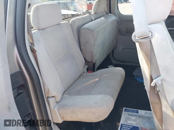 ✅ 2007 Chevrolet Silverado 1500 1LT • VIN: 2GCEK19JX71598484 • Lot: 43093689. Listed on IAAI with 201,949 mi. Free auction sales archive from the USA and detailed vehicle history report at DreamBid. Image 8.