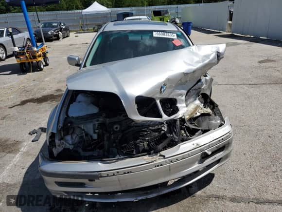 1999 BMW 3 Series 323i с VIN WBAAM3339XCA80570, выставлен на аукционе Copart как лот 66003835 с пробегом Не указан миль и Списание • Salvage title. История ставок и продаж доступна на DreamBid. Изображение 5.