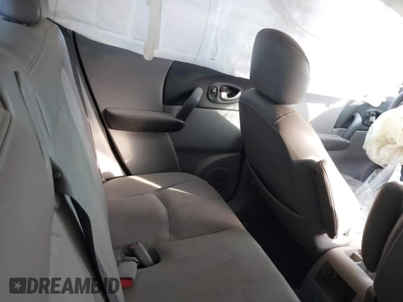 ✅ 2004 Saturn VUE V6 • VIN: 5GZCZ63454S824086 • Lot: 40953694. Wystawiony na IAAI z przebiegiem Nie podano. Bezpłatny archiwum sprzedaży aukcyjnych z USA i szczegółowy raport historii pojazdu na DreamBid. Zdjęcie 8.