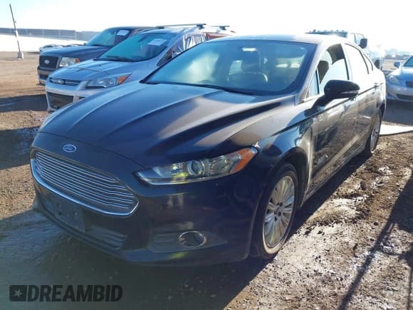 ✅ 2014 Ford Fusion SE Luxury • VIN: 3FA6P0PUXER103664 • Lot: 43812386. Listed on IAAI with 170,244 mi. Free auction sales archive from the USA and detailed vehicle history report at DreamBid. Image 2.