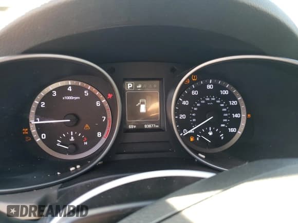 ✅ 2018 Hyundai Santa Fe 2.4L • VIN: 5NMZTDLBXJH092058 • Лот: 75224553. Опубликован ранее на Copart с пробегом 83 877 миль. Бесплатный доступ к архиву аукционных продаж из США и подробный отчёт об истории автомобиля на DreamBid. Изображение 9.