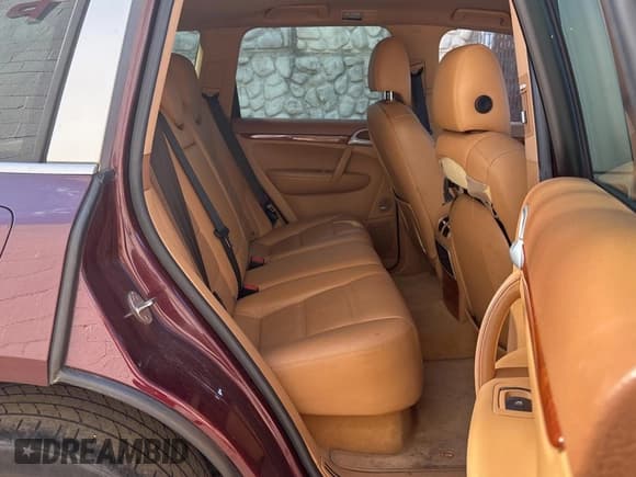 ✅ 2004 Porsche Cayenne • VIN: WP1AA29P04LA23259 • Лот: 82115025. Опубликован ранее на Copart с пробегом 169 275 миль. Бесплатный доступ к архиву аукционных продаж из США и подробный отчёт об истории автомобиля на DreamBid. Изображение 6.