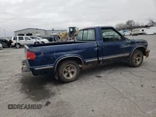 ✅ 1998 Chevrolet S-10 LS • VIN: 1GCCS1449WK191246 • Лот: 82705274. Опубликован ранее на Copart с пробегом 279 783 миль. Бесплатный доступ к архиву аукционных продаж из США и подробный отчёт об истории автомобиля на DreamBid. Изображение 3.