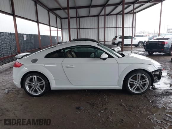 ✅ 2016 Audi TT 2.0T • VIN: TRUC5AFV6G1022182 • Lot: 43752227. Listed on IAAI with 89,021 mi. Free auction sales archive from the USA and detailed vehicle history report at DreamBid. Image 12.