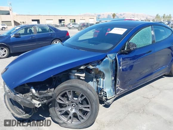 ✅ 2023 Tesla Model S • VIN: 5YJSA1E54PF517300 • Лот: 42686802. Опубликован ранее на IAAI с пробегом 31 029 миль. Бесплатный доступ к архиву аукционных продаж из США и подробный отчёт об истории автомобиля на DreamBid. Изображение 6.