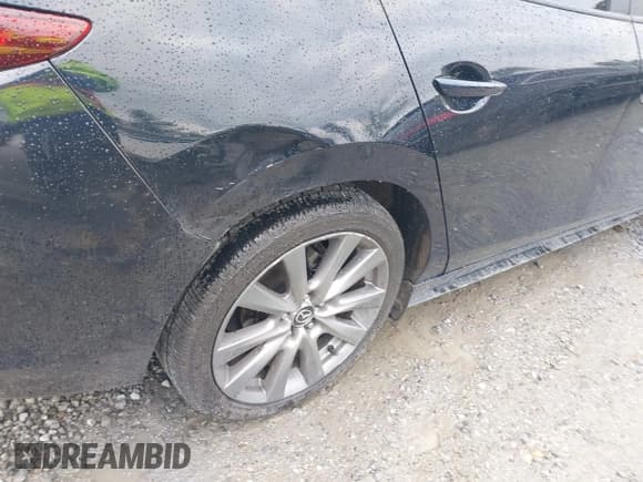 ✅ 2020 Mazda 3 Preferred • VIN: JM1BPBDM3L1162197 • Lot: 42083085. Listed on IAAI with 86,549 mi. Free auction sales archive from the USA and detailed vehicle history report at DreamBid. Image 17.