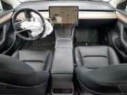 ✅ 2023 Tesla Model 3 • VIN: 5YJ3E1EA3PF409451 • Lot: 80679695. Wystawiony na Copart z przebiegiem 25 938 mil. Bezpłatny archiwum sprzedaży aukcyjnych z USA i szczegółowy raport historii pojazdu na DreamBid. Zdjęcie 8.