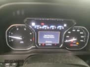 ✅ 2021 GMC Sierra 3500HD Denali • VIN: 1GT49WEY2MF228769 • Lot: 67794885. Wystawiony na Copart z przebiegiem 16 399 mil. Bezpłatny archiwum sprzedaży aukcyjnych z USA i szczegółowy raport historii pojazdu na DreamBid. Zdjęcie 9.