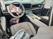 ✅ 2025 Hyundai Santa Fe SE • VIN: 5NMP14GL4SH104741 • Lot: 70591485. Wystawiony na Copart z przebiegiem 22 073 mil. Bezpłatny archiwum sprzedaży aukcyjnych z USA i szczegółowy raport historii pojazdu na DreamBid. Zdjęcie 8.