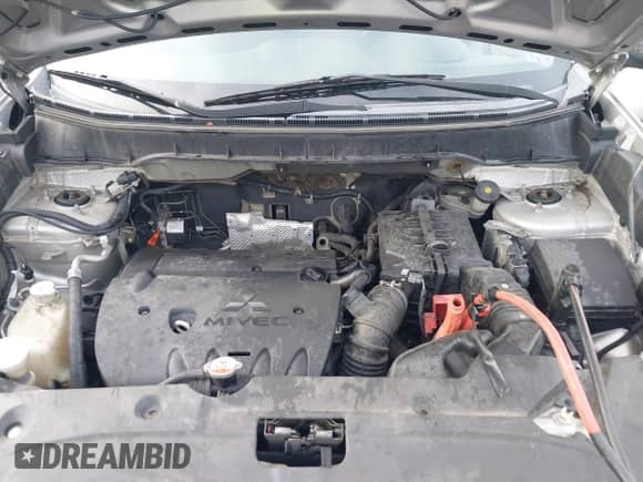 2013 Mitsubishi Outlander ES z VIN 4A4AR3AU7DE015769, wystawiony jako IAAI lot #43290230 z przebiegiem 208 555 mil mil oraz . Historia ofert i sprzedaży dostępna na DreamBid. Obrazek 10.