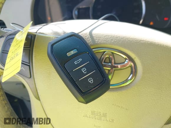 ✅ 2012 Toyota Sienna XLE AAS • VIN: 5TDYK3DCXCS263181 • Lot: 42958403. Listed on IAAI with 224,960 mi. Free auction sales archive from the USA and detailed vehicle history report at DreamBid. Image 11.