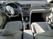 ✅ 2018 Volkswagen Passat S • VIN: 1VWAA7A3XJC043941 • Лот: 86547805. Опубликован ранее на Copart с пробегом Не указан. Бесплатный доступ к архиву аукционных продаж из США и подробный отчёт об истории автомобиля на DreamBid. Изображение 8.