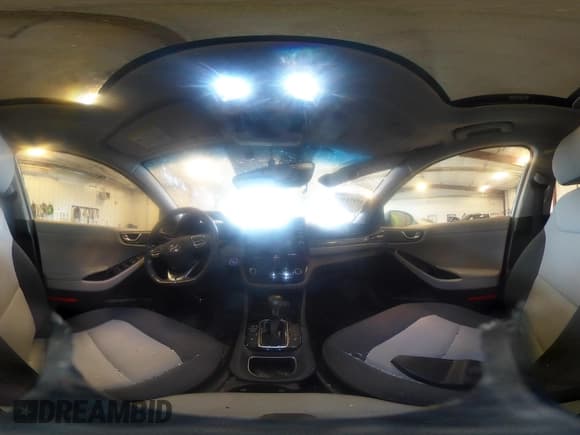 ✅ 2020 Hyundai Ioniq Preferred • VIN: KMHC85LC2LU221312 • Lot: 41971425. Wystawiony na IAAI z przebiegiem 45 414 mil. Bezpłatny archiwum sprzedaży aukcyjnych z USA i szczegółowy raport historii pojazdu na DreamBid. Zdjęcie 19.