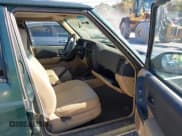 ✅ 1998 Jeep Cherokee SE • VIN: 1J4FJ28S9WL141496 • Lot: 43258341. Wystawiony na IAAI z przebiegiem 162 996 mil. Bezpłatny archiwum sprzedaży aukcyjnych z USA i szczegółowy raport historii pojazdu na DreamBid. Zdjęcie 5.