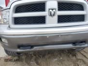 ✅ 2010 Dodge 1500 SLT • VIN: 1D7RB1GT6AS112613 • Lot: 41641379. Wystawiony na IAAI z przebiegiem 339 601 mil. Bezpłatny archiwum sprzedaży aukcyjnych z USA i szczegółowy raport historii pojazdu na DreamBid. Zdjęcie 6.