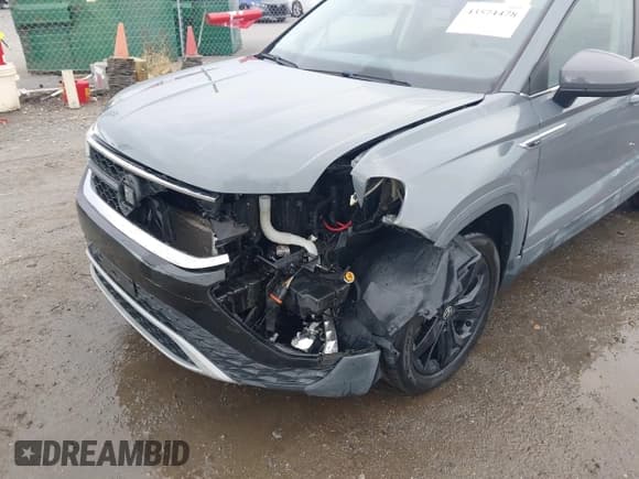 ✅ 2022 Volkswagen Taos SE • VIN: 3VVLX7B28NM002178 • Lot: 43574478. Listed on IAAI with 70,357 mi. Free auction sales archive from the USA and detailed vehicle history report at DreamBid. Image 6.