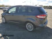 ✅ 2017 Ford C-Max SE • VIN: 1FADP5EUXHL104811 • Lot: 82498685. Wystawiony na Copart z przebiegiem 158 124 mil. Bezpłatny archiwum sprzedaży aukcyjnych z USA i szczegółowy raport historii pojazdu na DreamBid. Zdjęcie 2.