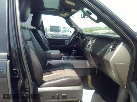 ✅ 2012 Ford Expedition Max King Ranch • VIN: 1FMJK1J51CEF65388 • Лот: 40221976. Опубликован ранее на IAAI с пробегом 198 327 миль. Бесплатный доступ к архиву аукционных продаж из США и подробный отчёт об истории автомобиля на DreamBid. Изображение 5.