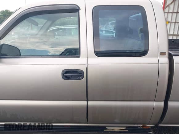 ✅ 2000 Chevrolet Silverado 1500 LS • VIN: 2GCEK19T9Y1331453 • Lot: 42671687. Wystawiony na IAAI z przebiegiem 233 675 mil mil. Skorzystaj z bezpłatnego archiwum sprzedaży aukcyjnych z USA i zobacz szczegółowy raport historii pojazdu na DreamBid. Zdjęcie 14.