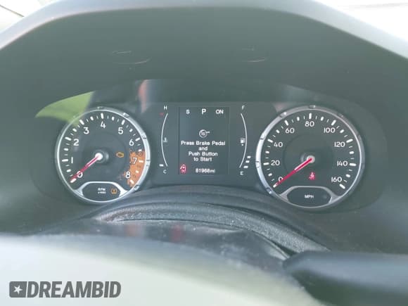 ✅ 2018 Jeep Renegade Latitude • VIN: ZACCJBBB9JPG78939 • Lot: 43203745. Wystawiony na IAAI z przebiegiem 81 968 mil. Bezpłatny archiwum sprzedaży aukcyjnych z USA i szczegółowy raport historii pojazdu na DreamBid. Zdjęcie 7.