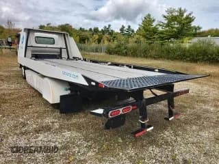 ✅ 2019 Isuzu NQR IBT • VIN: JALE5W162K7304629 • Lot: 76381514. Wystawiony na Copart z przebiegiem 162 541 mil. Bezpłatny archiwum sprzedaży aukcyjnych z USA i szczegółowy raport historii pojazdu na DreamBid. Zdjęcie 3.