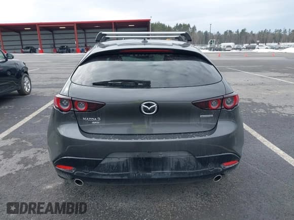 ✅ 2021 Mazda 3 Premium • VIN: JM1BPBML8M1344616 • Лот: 41715583. Опубликован ранее на IAAI с пробегом 44 457 миль. Бесплатный доступ к архиву аукционных продаж из США и подробный отчёт об истории автомобиля на DreamBid. Изображение 16.
