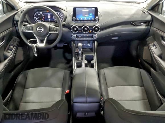 ✅ 2025 Nissan Sentra SV • VIN: 3N1AB8CV5SY360641 • Лот: 94235295. Опубликован ранее на Copart с пробегом 10 001 миль. Бесплатный доступ к архиву аукционных продаж из США и подробный отчёт об истории автомобиля на DreamBid. Изображение 8.