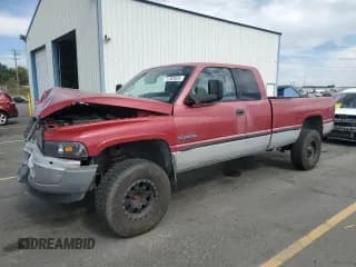 ✅ 1999 Dodge 2500 • VIN: 3B7KF2369XG173993 • Лот: 71192525. Опубликован ранее на Copart с пробегом 213 711 миль. Бесплатный доступ к архиву аукционных продаж из США и подробный отчёт об истории автомобиля на DreamBid. Изображение 1.