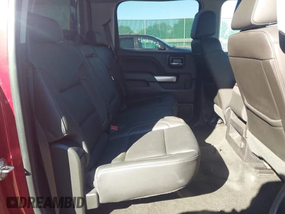 ✅ 2018 Chevrolet Silverado 1500 LT • VIN: 3GCUKREC4JG460861 • Лот: 43416020. Опубликован ранее на IAAI с пробегом 79 609 миль. Бесплатный доступ к архиву аукционных продаж из США и подробный отчёт об истории автомобиля на DreamBid. Изображение 8.