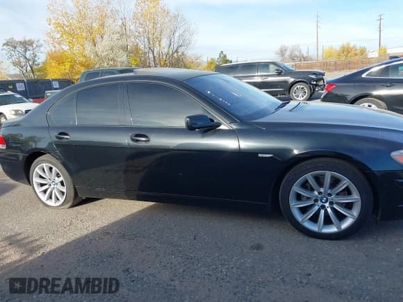 ✅ 2007 BMW 7 Series 750i • VIN: WBAHL83517DT10254 • Lot: 43520840. Wystawiony na IAAI z przebiegiem 119 034 mil. Bezpłatny archiwum sprzedaży aukcyjnych z USA i szczegółowy raport historii pojazdu na DreamBid. Zdjęcie 12.