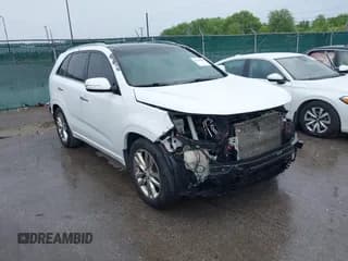 ✅ 2014 Kia Sorento SX Limited • VIN: 5XYKW4A75EG444230 • Lot: 42540409. Listed on IAAI with 134,339 mi. Free auction sales archive from the USA and detailed vehicle history report at DreamBid. Image 1.