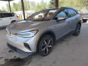 ✅ 2023 Volkswagen ID.4 Pro S • VIN: 1V2WNPE84PC048045 • Lot: 42108025. Wystawiony na IAAI z przebiegiem 13 078 mil. Bezpłatny archiwum sprzedaży aukcyjnych z USA i szczegółowy raport historii pojazdu na DreamBid. Zdjęcie 17.