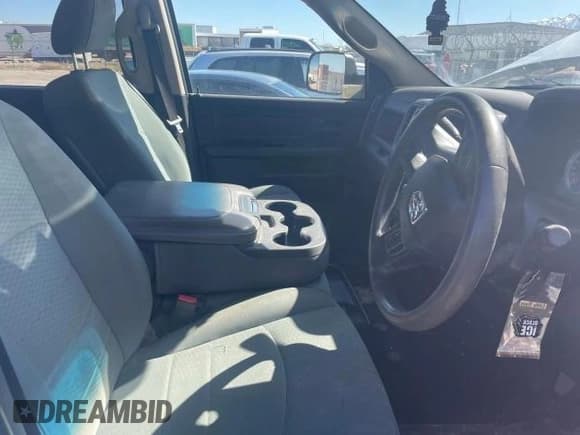 ✅ 2015 Ram 2500 Tradesman • VIN: 3C6TR5HT8FG553456 • Lot: 62870955. Wystawiony na Copart z przebiegiem 257 481 mil. Bezpłatny archiwum sprzedaży aukcyjnych z USA i szczegółowy raport historii pojazdu na DreamBid. Zdjęcie 5.