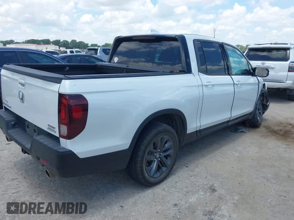 ✅ 2022 Honda Ridgeline Sport • VIN: 5FPYK3F13NB003845 • Lot: 42614544. Wystawiony na IAAI z przebiegiem Nie podano. Bezpłatny archiwum sprzedaży aukcyjnych z USA i szczegółowy raport historii pojazdu na DreamBid. Zdjęcie 4.