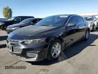 2017 Chevrolet Malibu LS z VIN 1G1ZB5ST0HF183505, wystawiony jako Copart lot #91390625 z przebiegiem 85 070 mil mil oraz Czysty tytuł • Clean title. Historia ofert i sprzedaży dostępna na DreamBid. Obrazek 1.