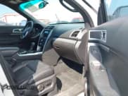 ✅ 2011 Ford Explorer XLT • VIN: 1FMHK7D81BGA65564 • Lot: 43282140. Wystawiony na IAAI z przebiegiem 101 094 mil. Bezpłatny archiwum sprzedaży aukcyjnych z USA i szczegółowy raport historii pojazdu na DreamBid. Zdjęcie 5.