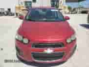 2014 Chevrolet Sonic LT с VIN 1G1JC5SH2E4112464, выставлен на аукционе Copart как лот 70312334 с пробегом 156 932 миль миль и Чистый • Clean title. История ставок и продаж доступна на DreamBid. Изображение 5.