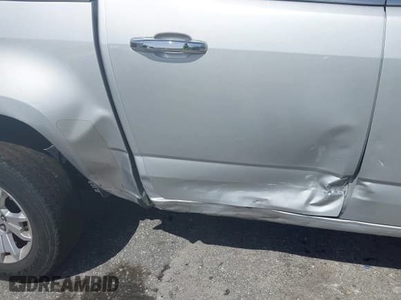 ✅ 2019 Chevrolet Colorado 2WD LT • VIN: 1GCGSCEN6K1121272 • Лот: 43062118. Опубликован ранее на IAAI с пробегом 67 895 миль. Бесплатный доступ к архиву аукционных продаж из США и подробный отчёт об истории автомобиля на DreamBid. Изображение 17.