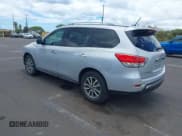 ✅ 2014 Nissan Pathfinder SL • VIN: 5N1AR2MN2EC728562 • Lot: 42463502. Listed on IAAI with 140,599 mi. Free auction sales archive from the USA and detailed vehicle history report at DreamBid. Image 3.