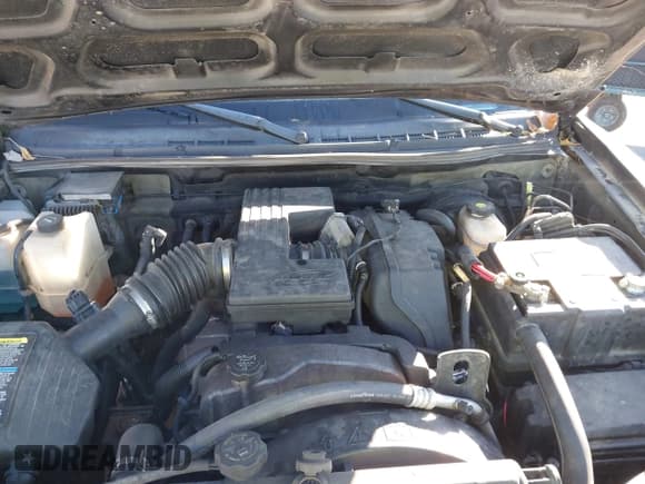 ✅ 2009 Chevrolet Colorado 2LT • VIN: 1GCDS13E098138628 • Lot: 43527059. Listed on IAAI with 195,663 mi. Free auction sales archive from the USA and detailed vehicle history report at DreamBid. Image 10.